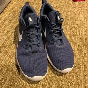 Nike Roshe- Navy Blue